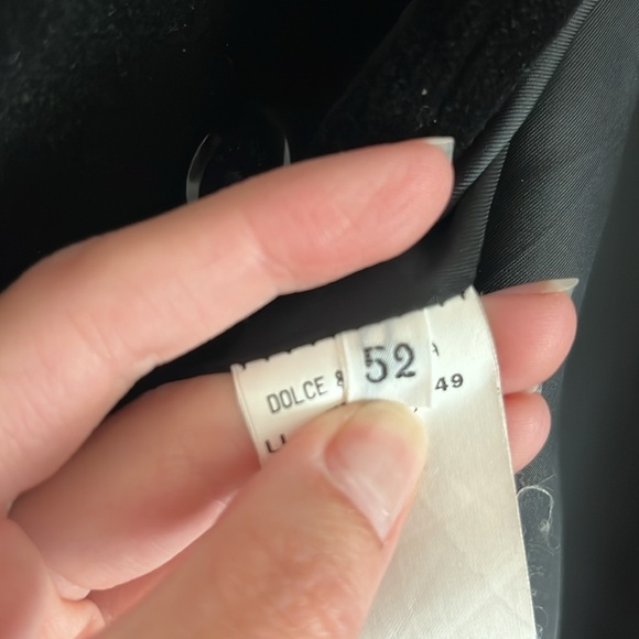 Dolce & Gabbana Men’s Velvet Jacket - Picture 3 of 5